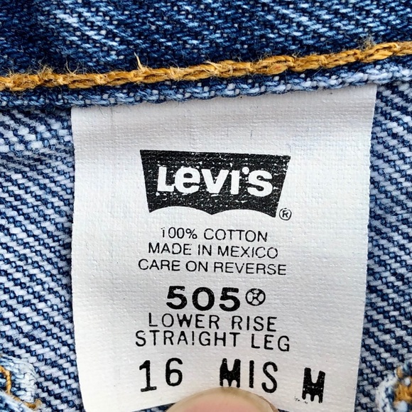 *Levi's 505 | Vintage High Rise Straight Leg Jeans - Picture 3 of 9